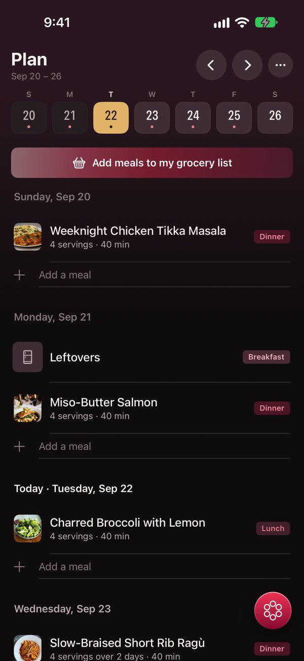 The weekly plan for September 20 to 26, with a recipe on each day, meal badges, and a button reading Add meals to my grocery list.